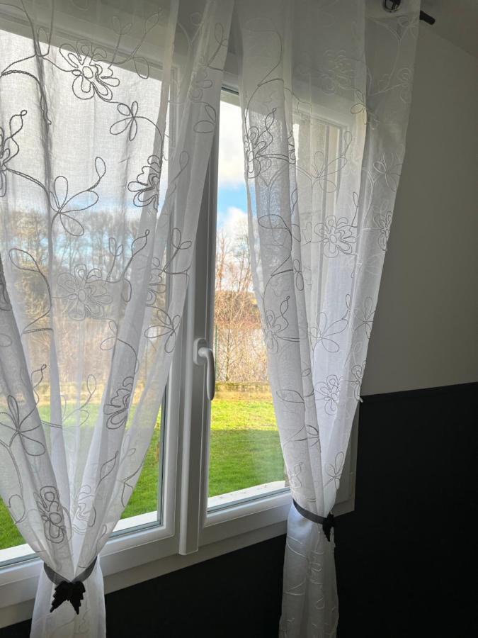 Chez Saliha Et Serge Lamarche-Sur-Saone エクステリア 写真